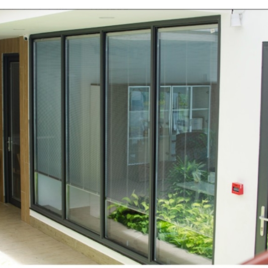 VÁCH NHÔM KÍNH 01